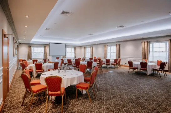 Edenmore Golf and Country Club Hotels in 