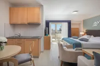 Aparthotel Flora