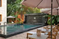 Protea Hotel Luanda - Rooftop Pools