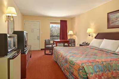 Days Inn by Wyndham Ocean Springs Hotels in Gulf Hills