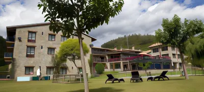 Hotel & Spa Peña Montañesa Отели в г. Аинса-Собрарбе