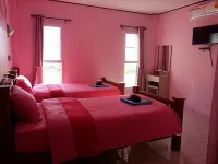 Queue&Bright Resort Hotels in Wiang Chai