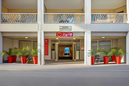 Aparthotel Adagio Monaco Monte-Cristo Отели рядом с достопримечательностью «Трофей Августа»