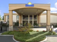 Days Inn & Suites by Wyndham Tuscaloosa - Univ. of Alabama Hotels in Tuscaloosa County