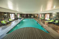 Holiday Inn Express & Suites CLINTON by IHG - Pools