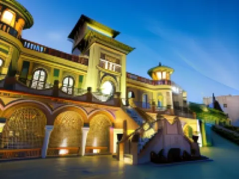 米卡埃拉迷人旅館