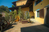 Cà Borgo Vecchio Hotels in Mincengo