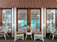 Carlisle Inn Hotels in Wayne Township