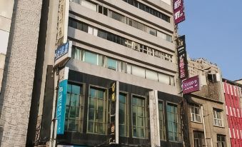 H.M.HOTEL