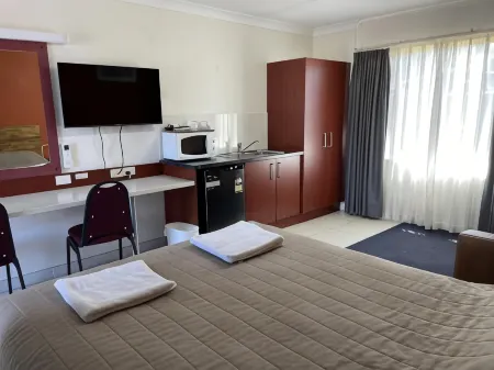 Homestead Motel Отели рядом со станцией Dubbo Station