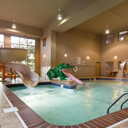 ClubHouse Hotel Sioux Falls