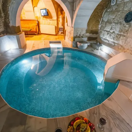 Belenus Cave House