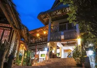 Ananda Resort Hotel in zona Libaong White Beach