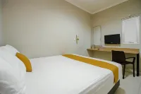 Homestay E Rahayu Anyer RedPartner Hotels in 