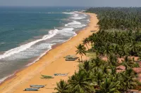 Crystal Sands Hikkaduwa Hotels in Rathgama