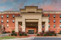 Hampton Inn & Suites Hartsville فنادق في هارتسفيل