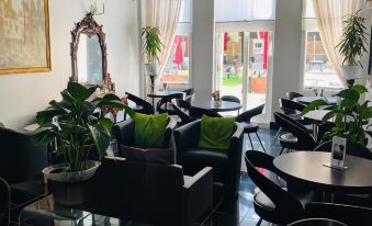 My Place Hotel
