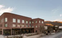 Bridge Creek Inn Hotels in Dillard