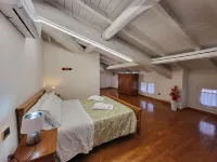 Residence Antico Borgo Hotels in Modena