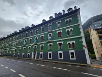 Apartamentos Canfranc 3000 Hotels in Canfranc-Estancion