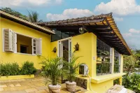 Casa Amarela Hôtels à : Angra dos Reis