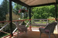 Auberge la Châtelaine Hotels in Les Eboulements