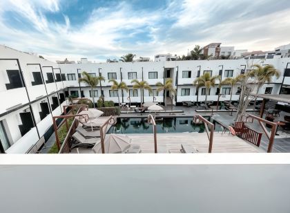 達喀爾奧諾莫飯店