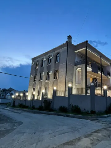 Decca Hotel Отели рядом с достопримечательностью «Кавказские горы»