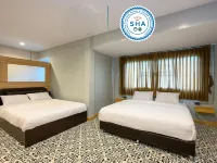 Grand Hotel Buriram Отели рядом с достопримечательностью «Ночной базар»