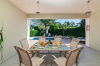 Mamfredas Luxury Resort