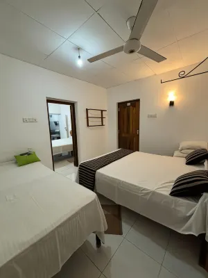 Goalma Family Holiday Resort & Restaurant Hotels near Kattakaduwa Pivithuru Arana Senasanaya පිවිතුරු ආරණ්‍ය සේනාසනය