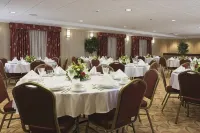 Holiday Inn Express & Suites Charlottesville - Ruckersville Hotels in Greene County