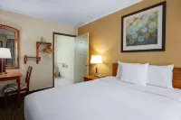 Days Inn by Wyndham Encinitas Moonlight Beach Hôtels à : Encinitas