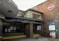 Eurotraveller Hotel - Premier - Harrow Hotels in Ruislip