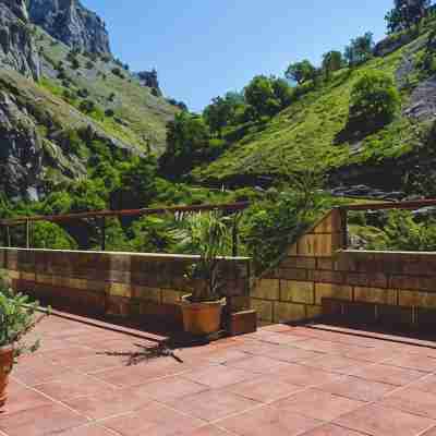 Arcea Mirador de Cabrales Hotel Exterior
