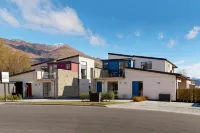 Apartments on Upton