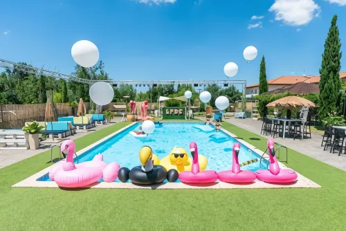 Best Western Plus le Canard Sur le Toit Hotels in Colomiers