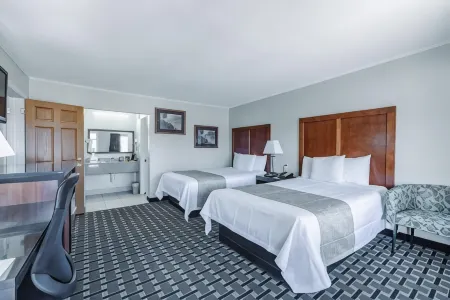 Travelodge by Wyndham Jackson I-40 Exit 82
