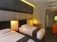 Candiview Hotel Hotel dekat ASM Santa Maria Semarang