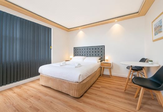 블루 힐스 모텔 전경