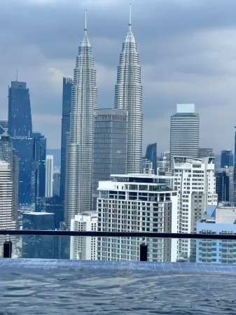 The Colony/Luxe by Infinitum Отели рядом с достопримечательностью «Asian Heritage Row»