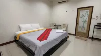 Suanlamyai Resort Hotels in Wang Saphung