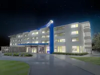 GLō Best Western Bronx NYC Hotels in Bronx