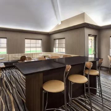 Super 8 by Wyndham Copley Akron