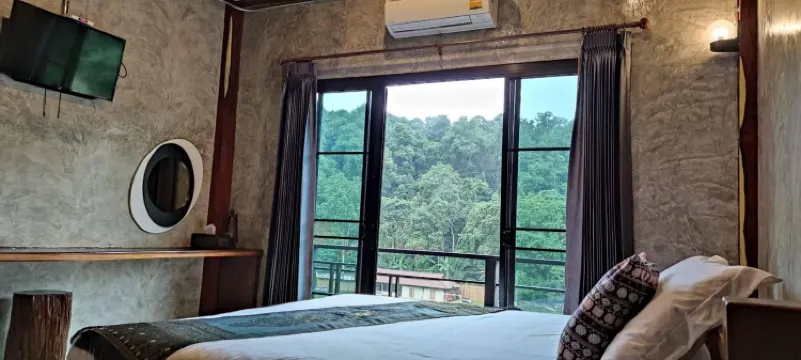 ห้องมาตรฐานเตียงใหญ่พร้อมห้องน้ำส่วนตัว