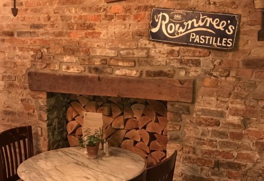 요크 숙소 전경