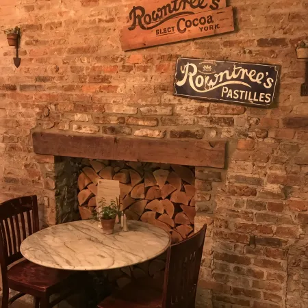 Galtres Lodge Hotel & Forest Restaurant Отели рядом с достопримечательностью «Церковь Святого Михаила-Ле-Белфри»