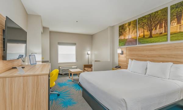 Days Inn & Suites by Wyndham Prattville-Montgomery