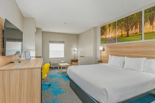 Days Inn & Suites by Wyndham Prattville-Montgomery