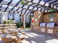 Beautiful End Unit Single Level Condo North Coast Village - Walk to the beach!!